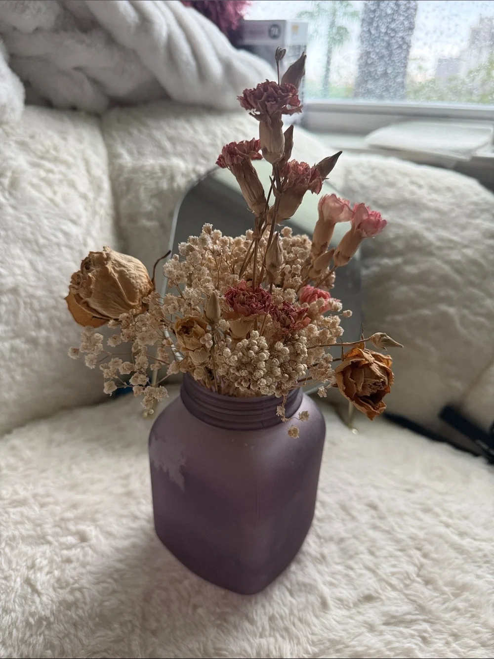 Dried Flowers Roses baby’s breath small vase purple beige pink mauve cream